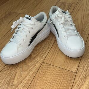 NEW Puma White Sneakers